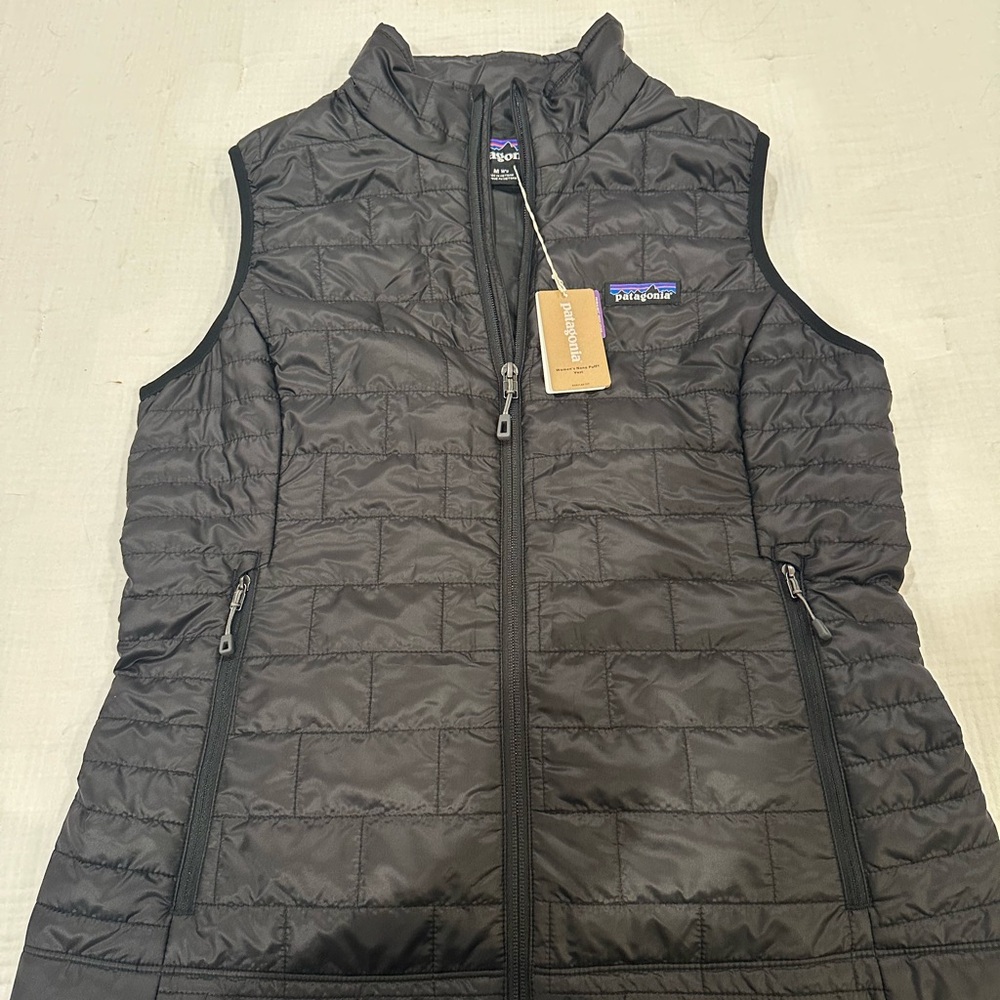Patagonia Women's Dark Gray Quilted Vest
